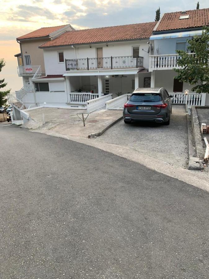 부드바 Apartman Drago Sveti Stefan 아파트 외부 사진